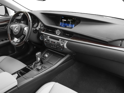 2016 Lexus ES 300h