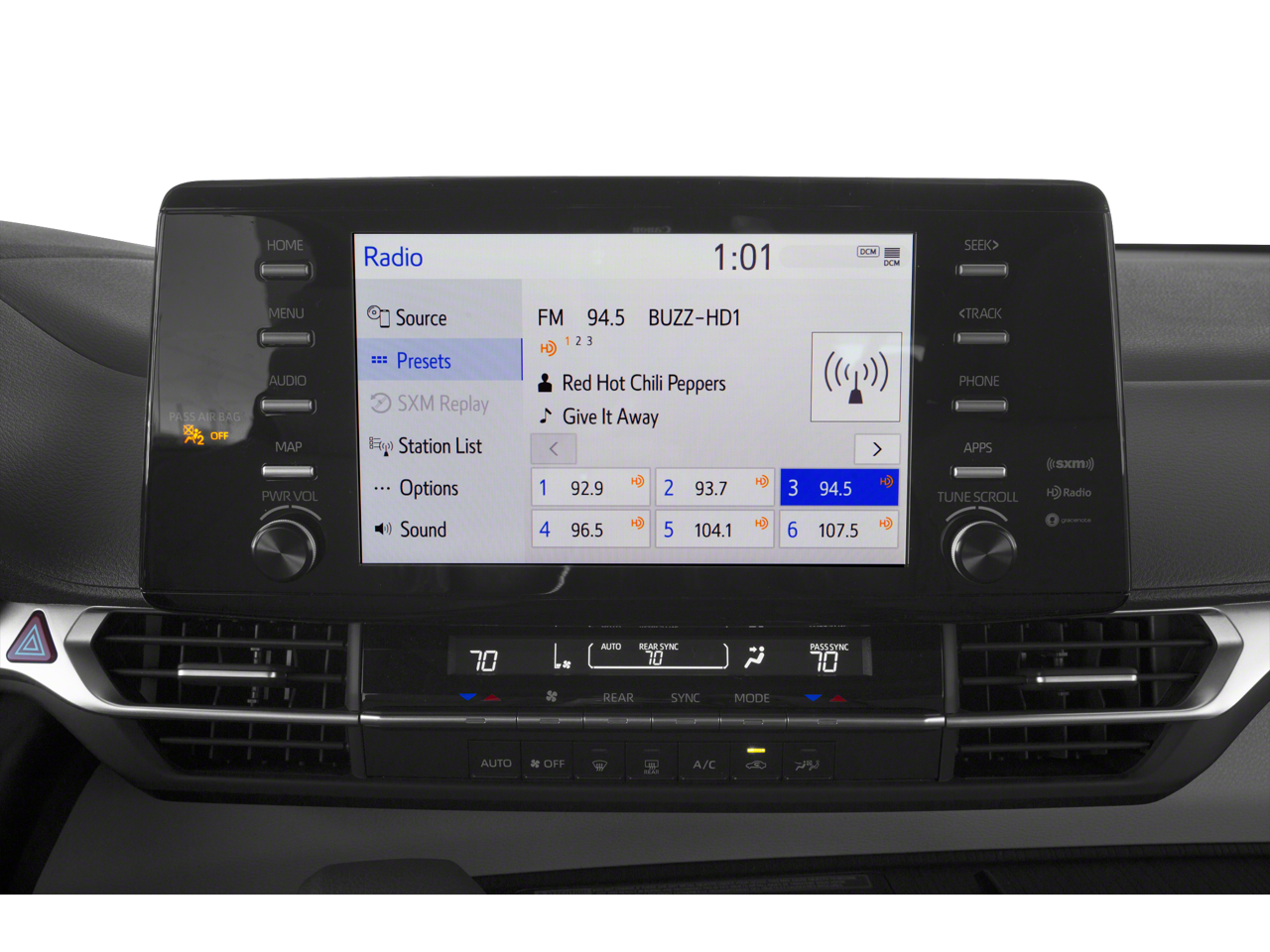 2022 Toyota Sienna LE 8 Passenger