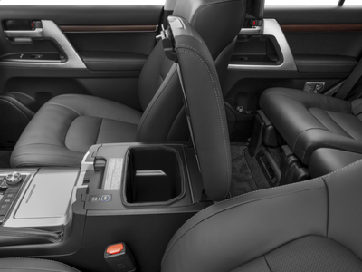 2017 Toyota Land Cruiser Base