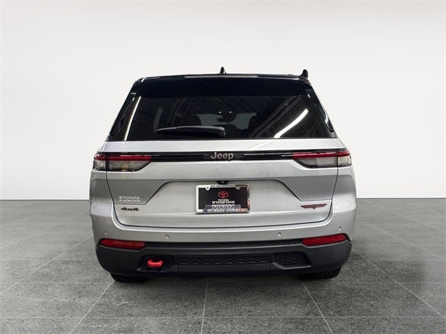 2022 Jeep Grand Cherokee Trailhawk