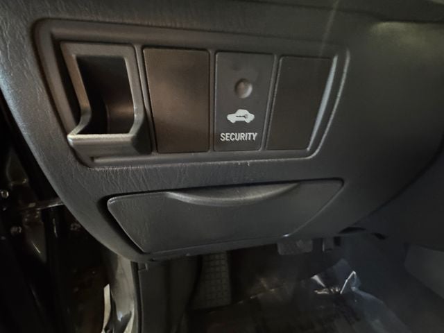 2007 Toyota Matrix Base