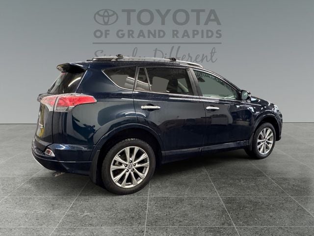 2017 Toyota RAV4 Platinum