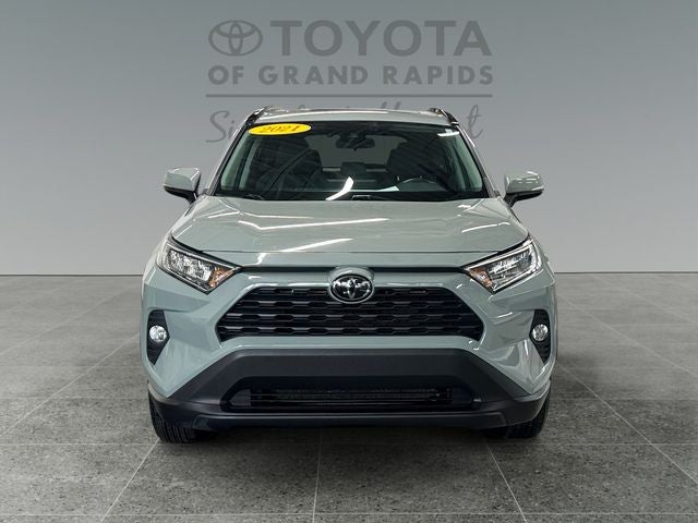 2021 Toyota RAV4 XLE