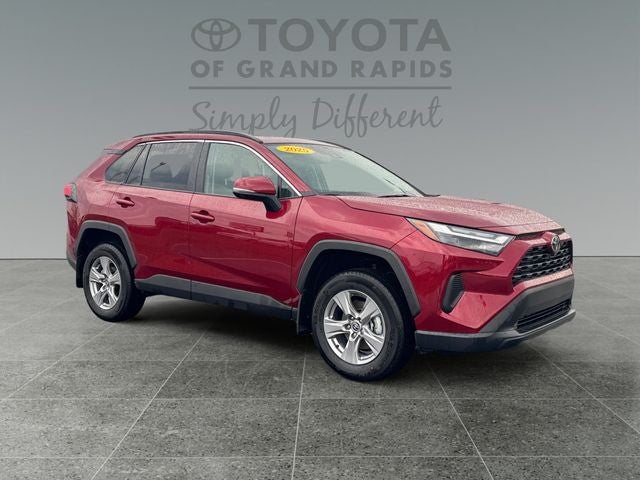 2025 Toyota RAV4 XLE