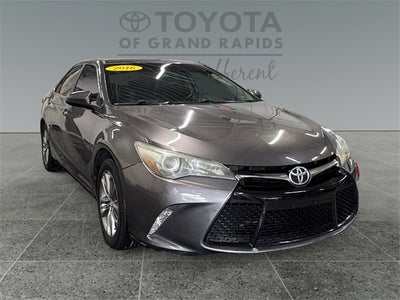 2016 Toyota Camry SE