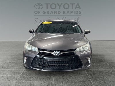 2016 Toyota Camry SE