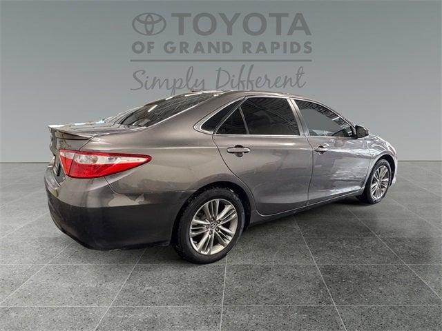 2016 Toyota Camry SE