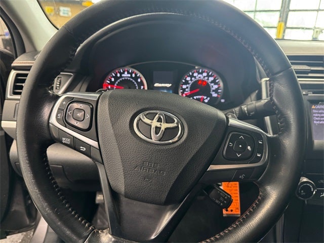 2016 Toyota Camry SE