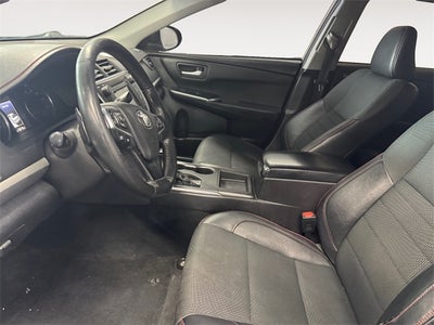 2016 Toyota Camry SE