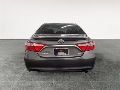 2016 Toyota Camry SE