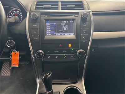 2016 Toyota Camry SE