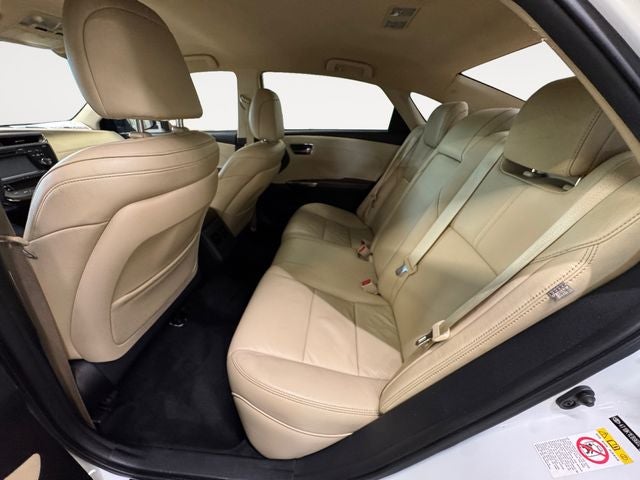 2016 Toyota Avalon XLE