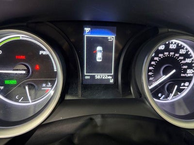 2022 Toyota Camry Hybrid LE