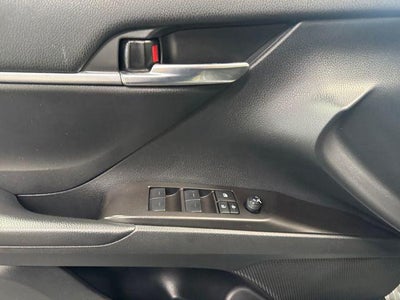 2022 Toyota Camry Hybrid LE