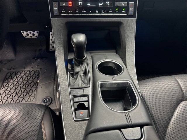 2022 Toyota Avalon Hybrid XSE