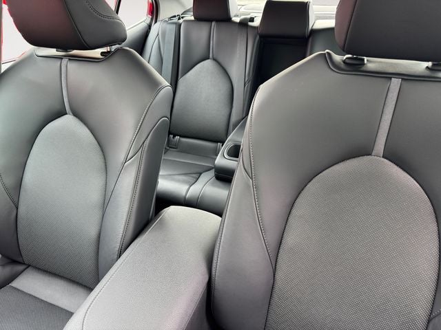 2022 Toyota Camry Hybrid XLE