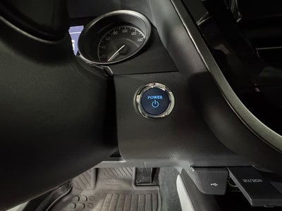 2022 Toyota Camry Hybrid SE
