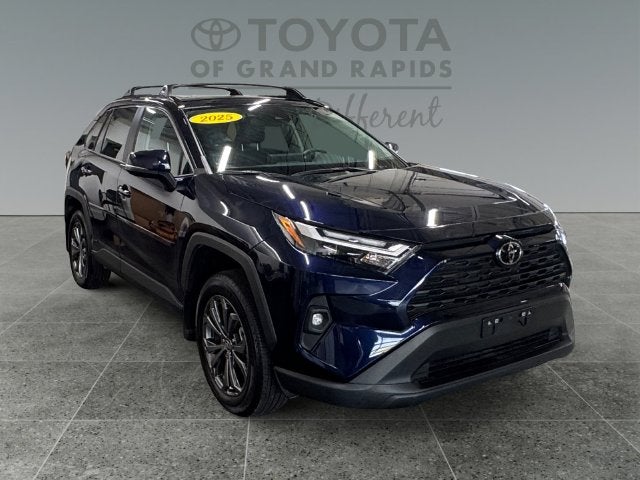 2025 Toyota RAV4 Hybrid XLE Premium