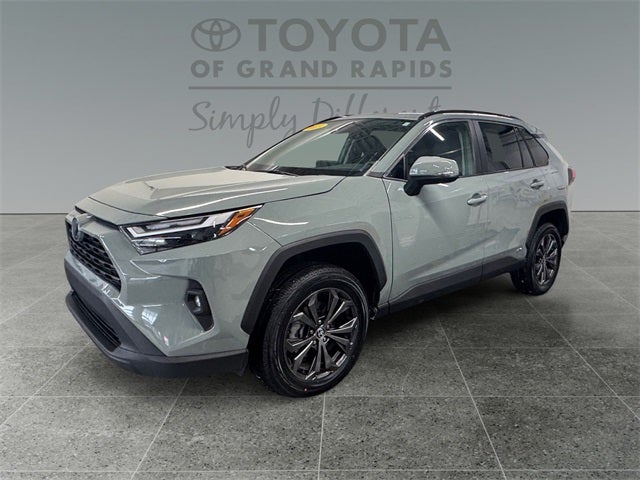 2023 Toyota RAV4 Hybrid XLE Premium