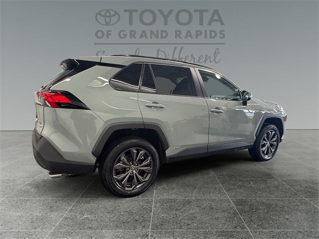 2023 Toyota RAV4 Hybrid XLE Premium