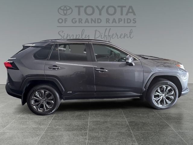 2024 Toyota RAV4 Hybrid XLE Premium