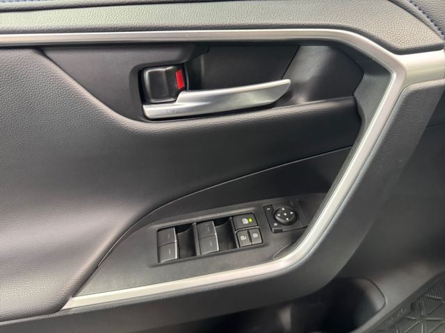 2025 Toyota RAV4 Hybrid XSE