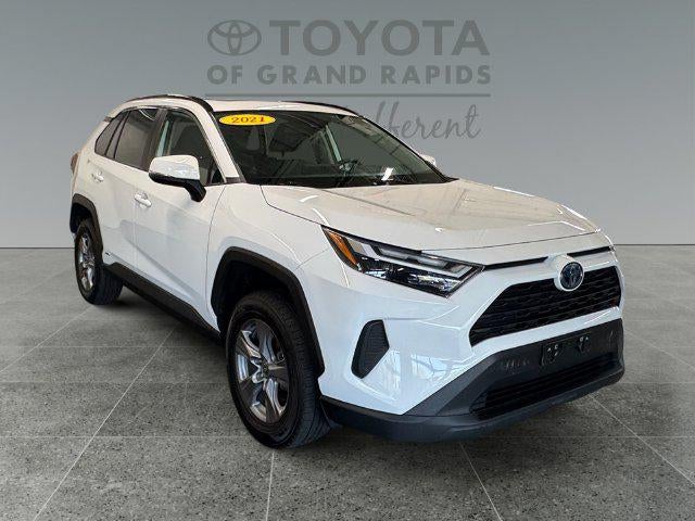 2022 Toyota RAV4 Hybrid XLE