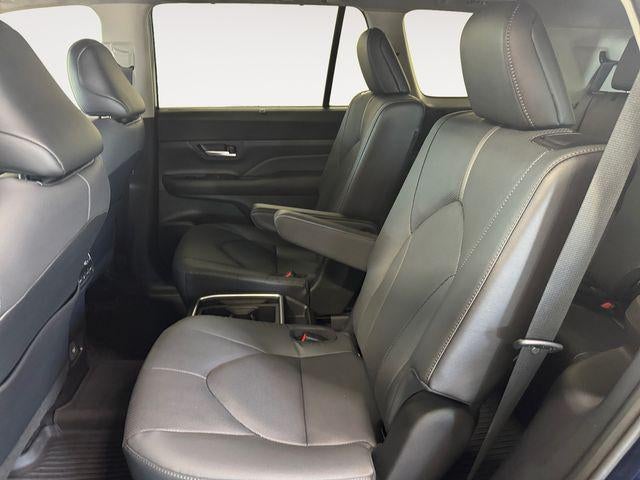 2025 Toyota Grand Highlander Platinum