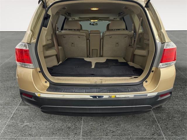 2012 Toyota Highlander SE