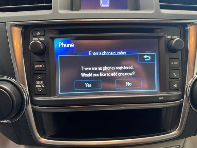 2013 Toyota Highlander SE