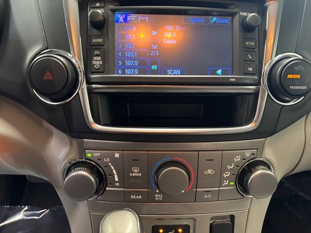 2013 Toyota Highlander SE