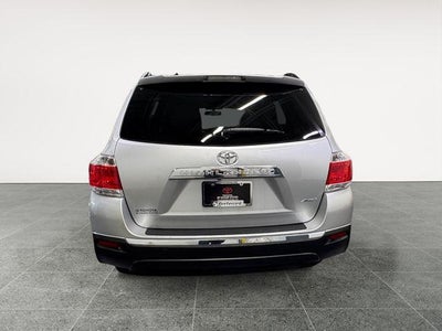 2013 Toyota Highlander SE
