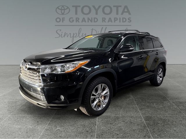 2016 Toyota Highlander LE Plus V6
