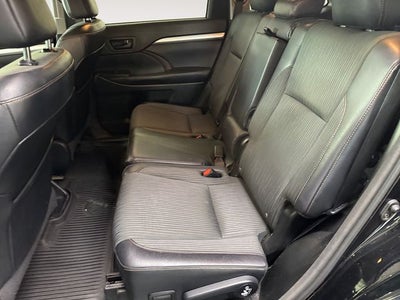 2016 Toyota Highlander LE Plus V6