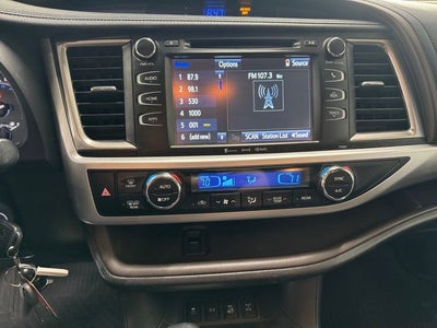 2016 Toyota Highlander LE Plus V6