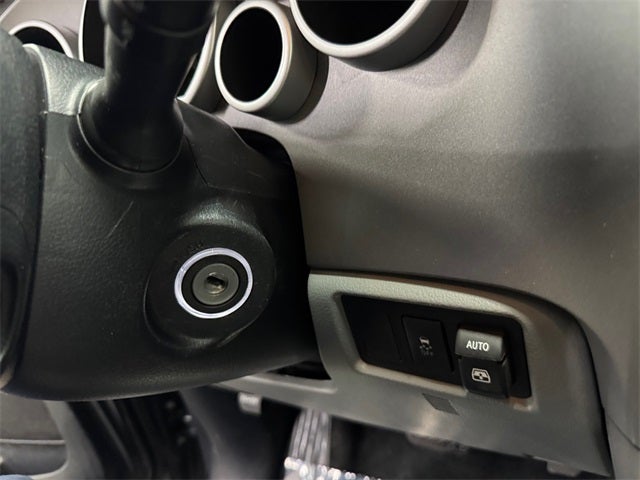 2014 Toyota Sequoia SR5 5.7L