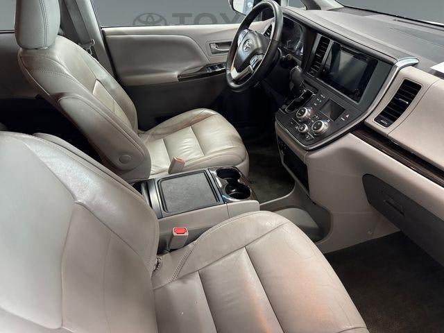 2016 Toyota Sienna XLE Premium 7 Passenger