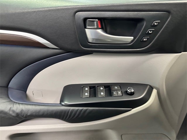 2015 Toyota Highlander Limited Platinum V6