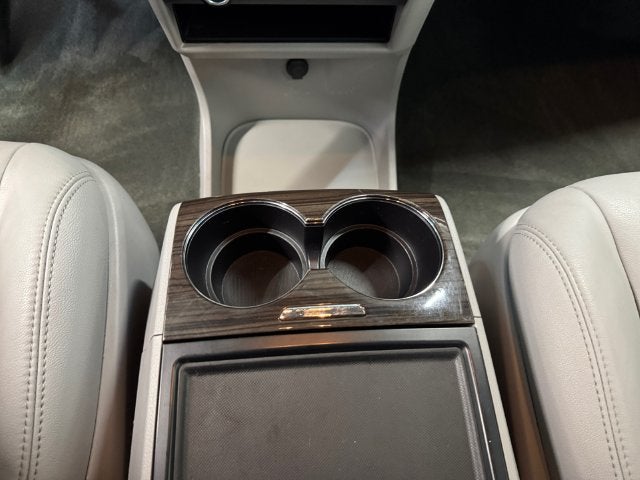 2017 Toyota Sienna XLE 7 Passenger