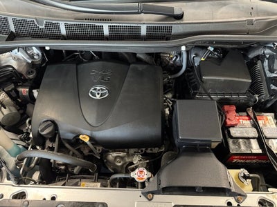 2017 Toyota Sienna XLE 7 Passenger