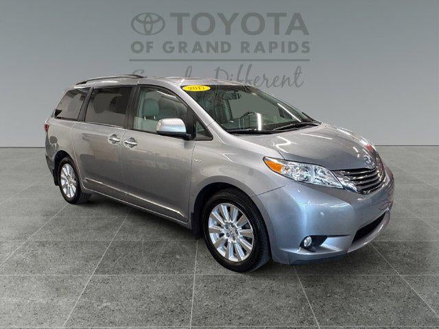 2017 Toyota Sienna XLE 7 Passenger