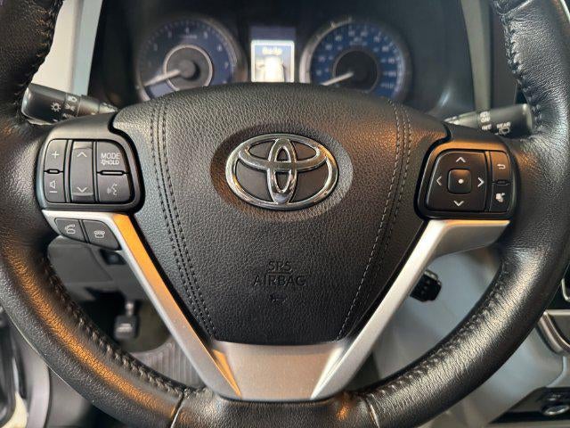 2017 Toyota Sienna XLE 7 Passenger