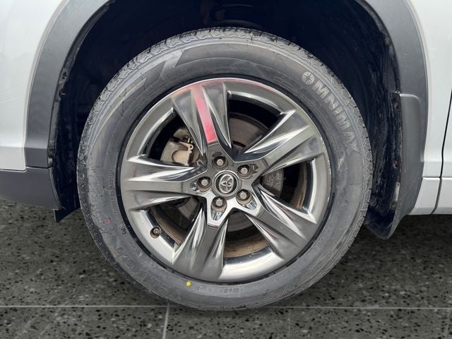 2017 Toyota Highlander Limited Platinum