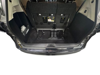 2024 Toyota Sienna Platinum 7 Passenger