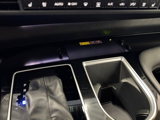 2025 Toyota Sienna Platinum 7 Passenger