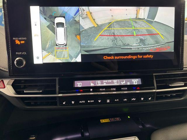 2025 Toyota Sienna Platinum 7 Passenger