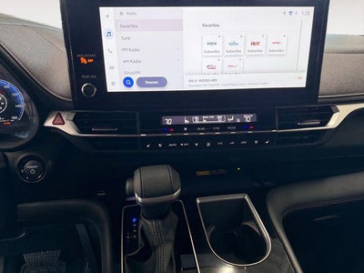 2025 Toyota Sienna Platinum 7 Passenger