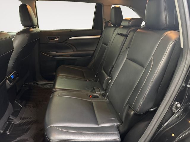 2016 Toyota Highlander XLE V6