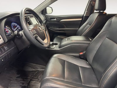 2016 Toyota Highlander XLE V6