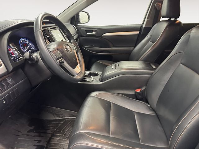 2016 Toyota Highlander XLE V6